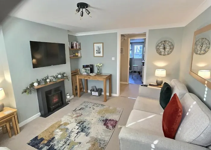 Middle Cottage